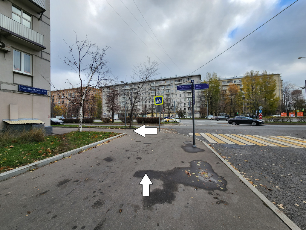 Our legal services office and translation agency are next to Luzhniki Moscow Central Circle subway station